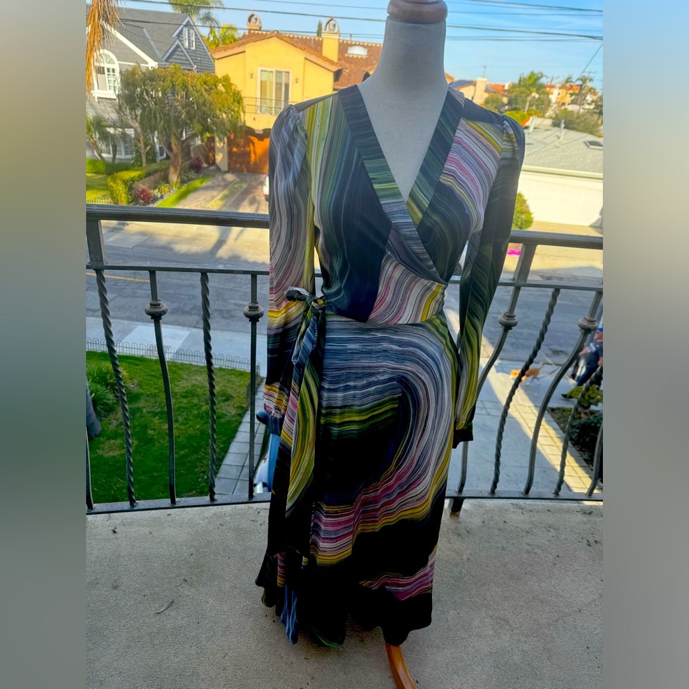 NWT DVF wrap dress size 4